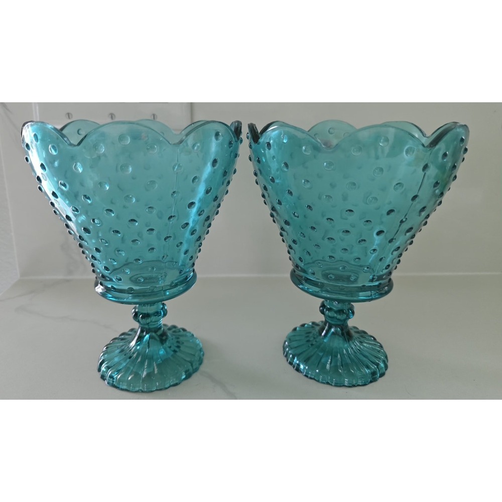 Park Hill Collection La Boheme Zo Pressed Glass Scalloped Hobnail Urns 2 New